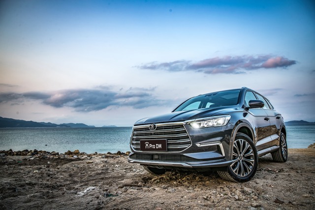 BYD e1 hatchback specifications