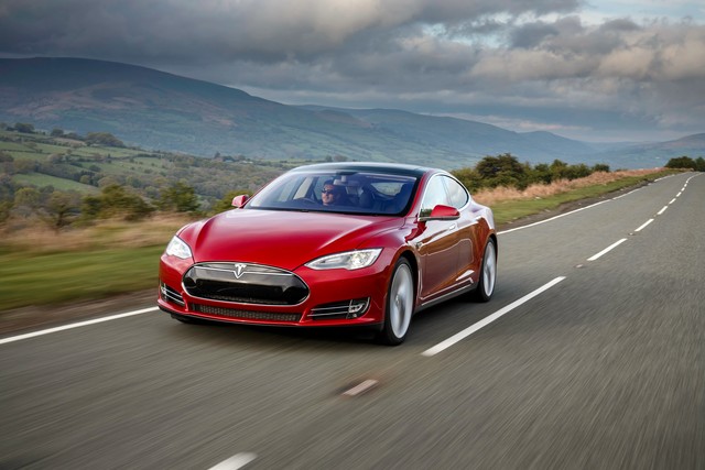 Tesla Model S exterior 2016 Tesla Model S reviews photo