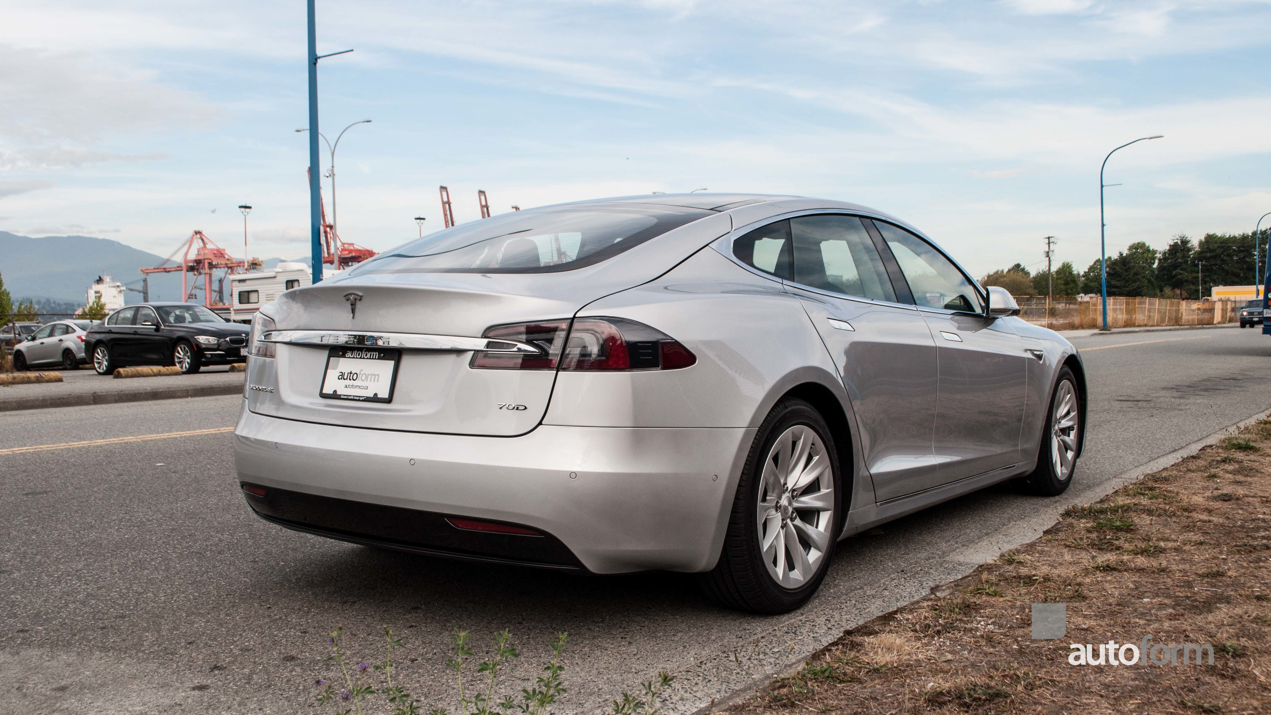 Tesla Model S exterior 2016