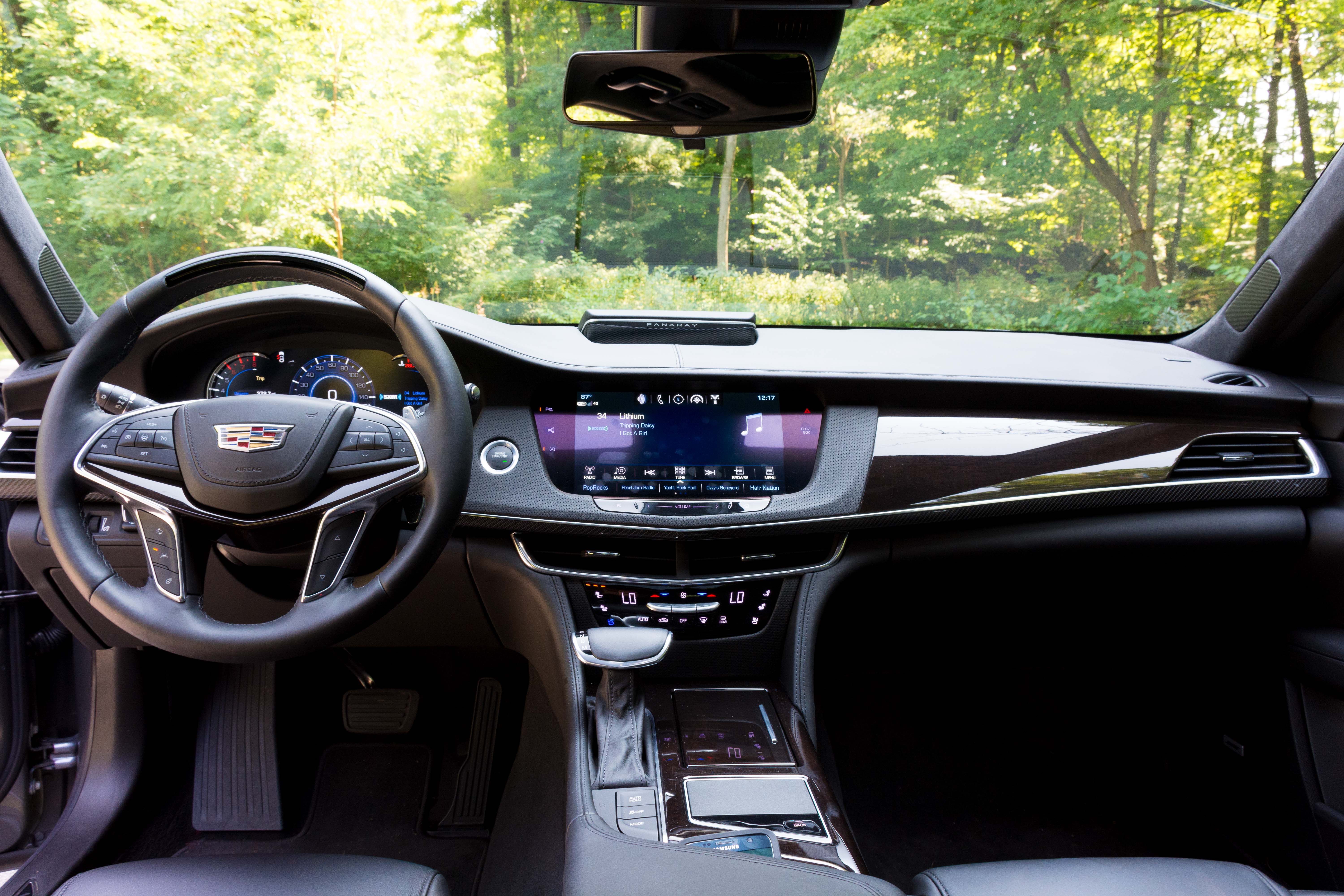 Cadillac CT6 accessories specifications