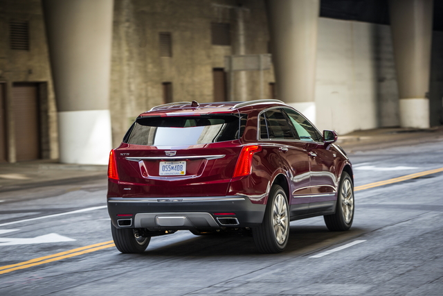 Cadillac XT5 Photos And Specs. Photo: Cadillac XT5 Exterior ...