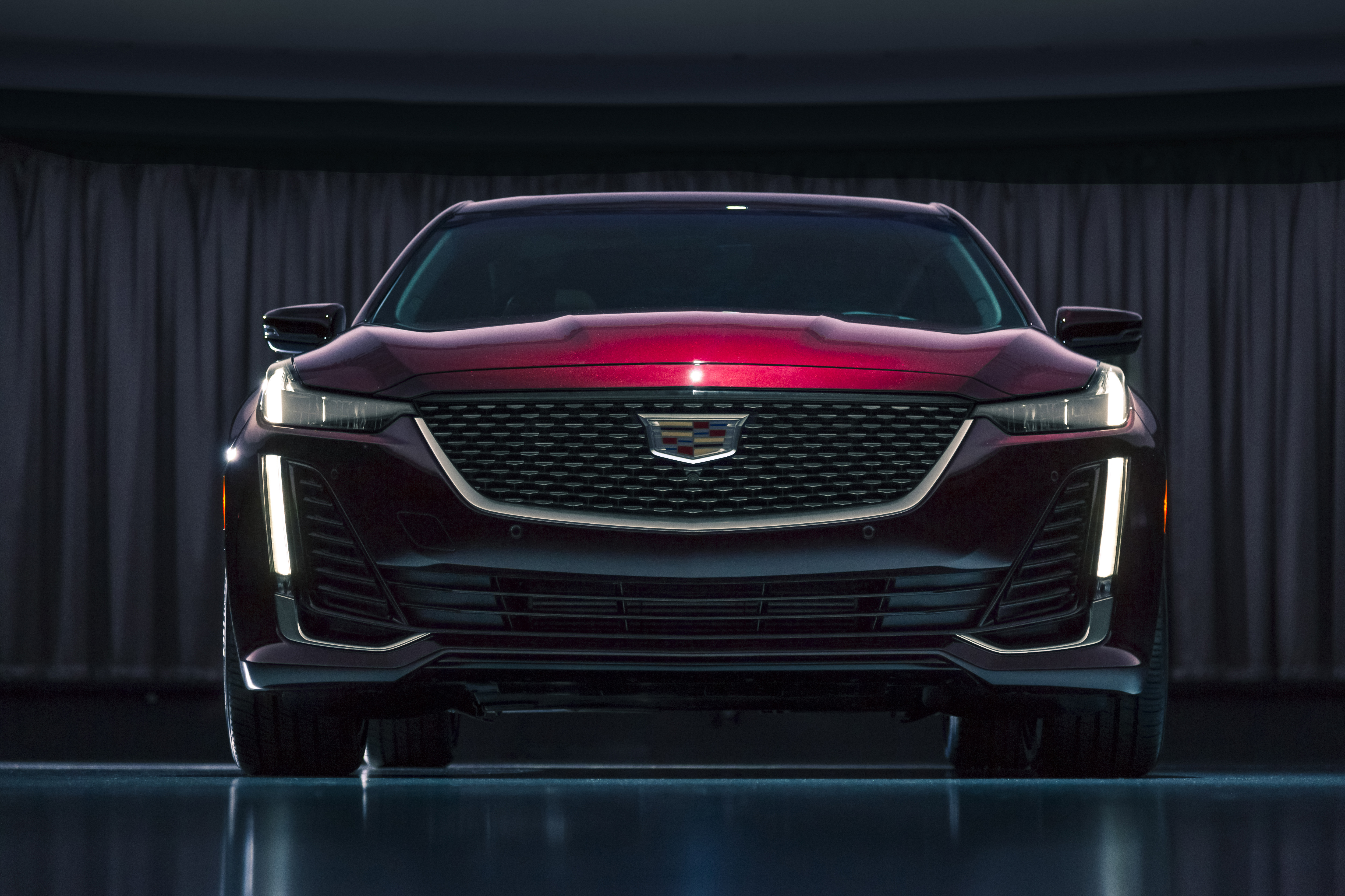Cadillac CT6 Plug-In hd specifications