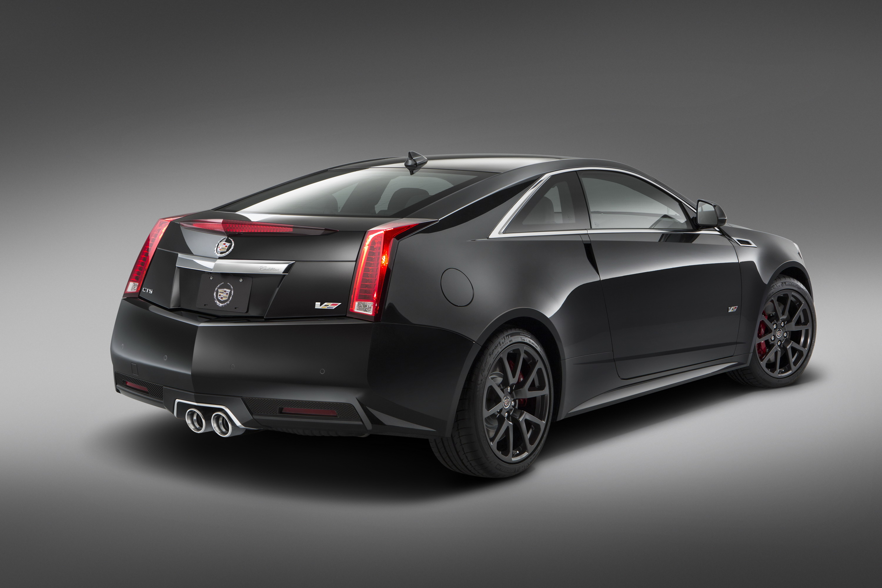 Cadillac CTS-V Sedan mod restyling