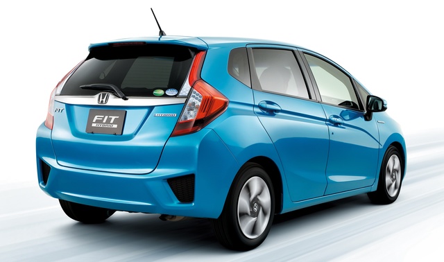 Honda Jazz reviews big