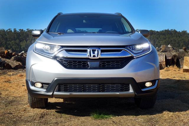 Honda CR-V interior photo