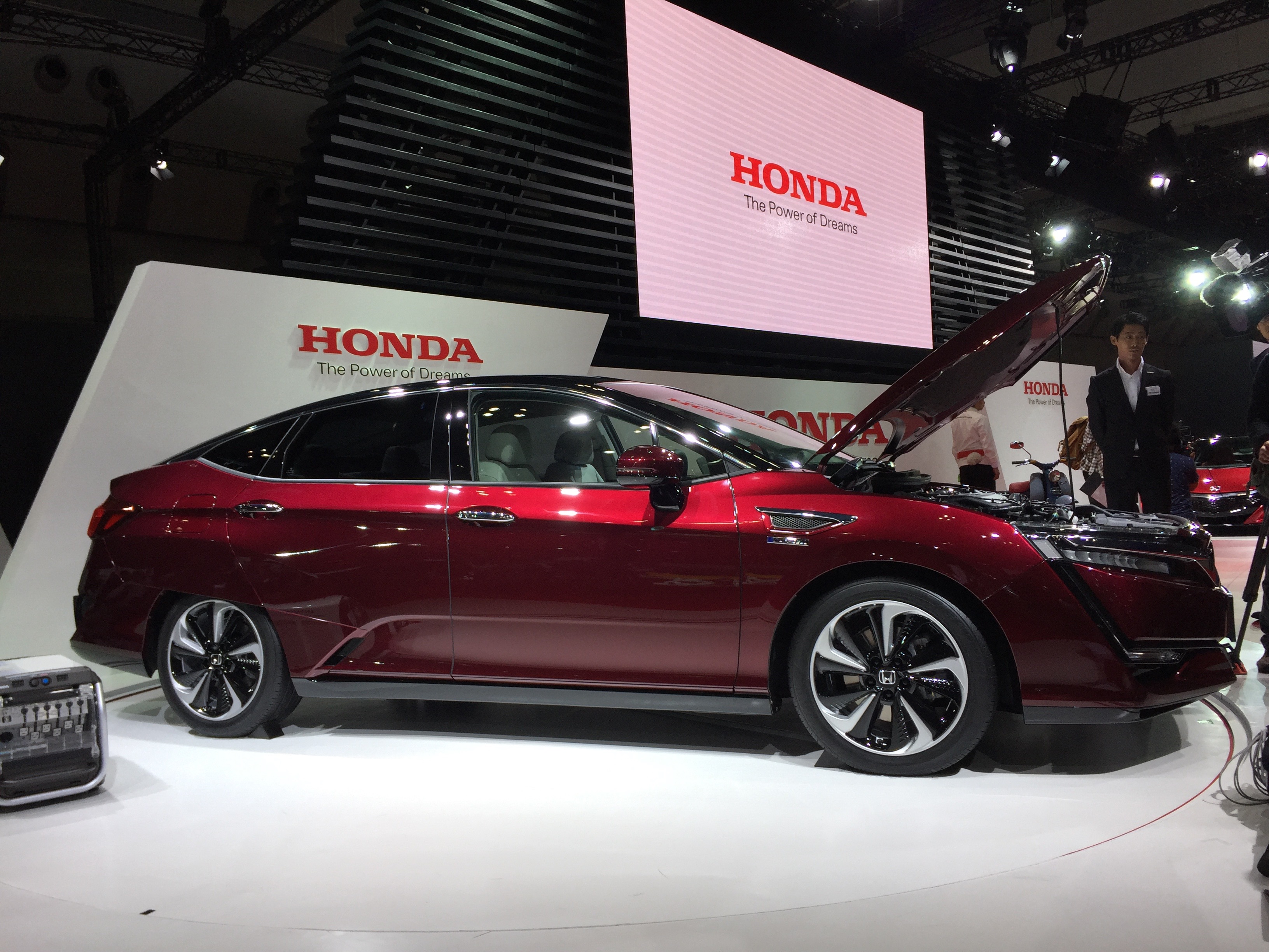 Honda Clarity Electric interior restyling