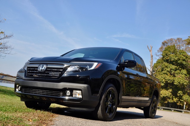 Honda Ridgeline pickup model