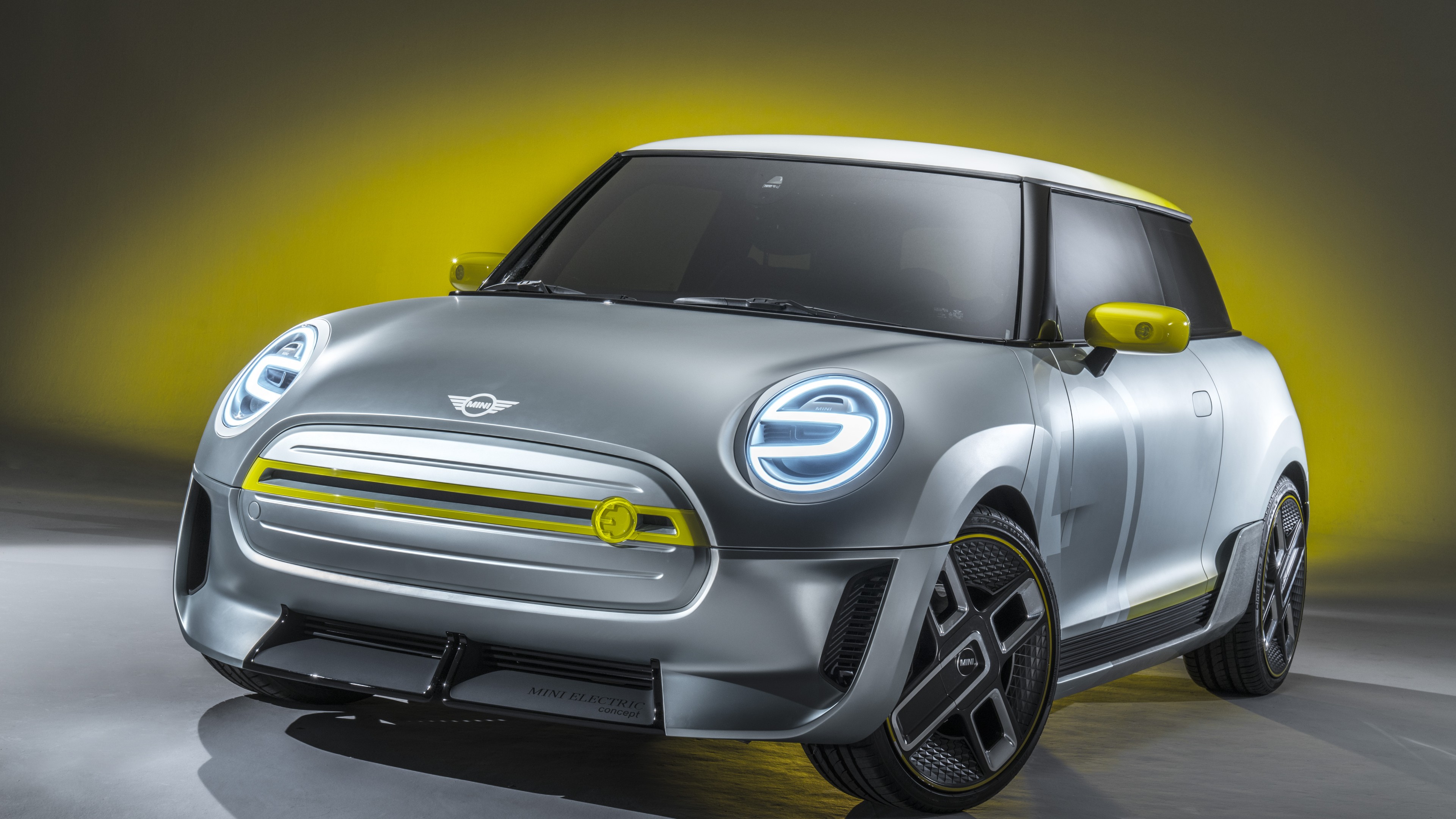 MINI Hatchback Electric hd big