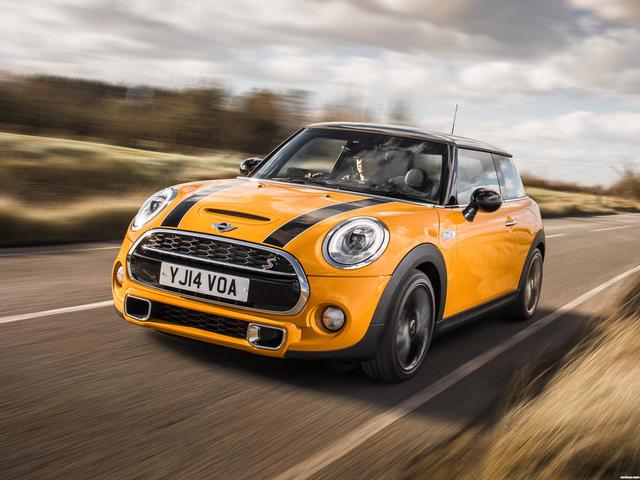 MINI Cooper S Cabrio exterior model MINI Cooper S Cabrio cabriolet restyling