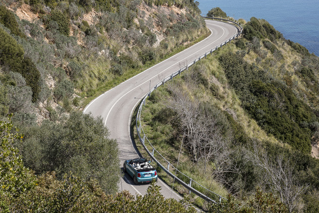 MINI One Cabrio cabriolet 2018 MINI One Cabrio interior model