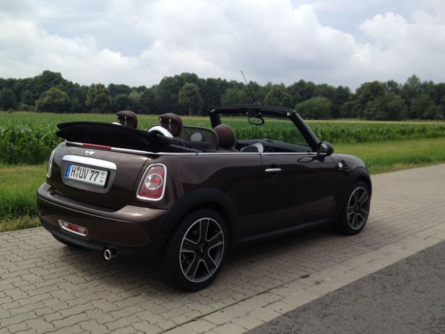 MINI One Cabrio reviews model MINI One Cabrio accessories specifications
