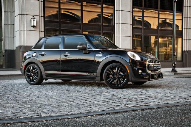 MINI Cooper S Clubman interior restyling MINI Cooper S Clubman mod photo