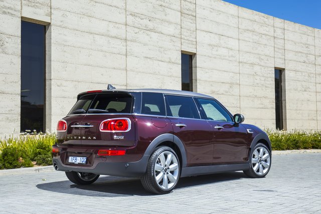MINI Cooper Clubman modern 2015