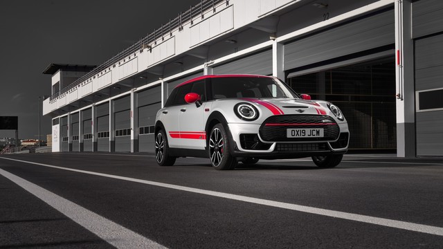 MINI One Clubman interior 2015