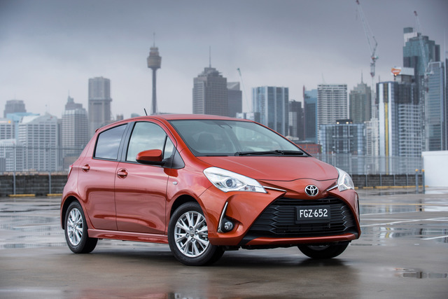 Toyota Yaris 5-door hd photo Toyota Yaris 5-door reviews model