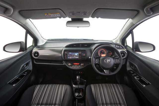 Toyota Yaris 5-door hd big Toyota Yaris 5-door 4k restyling