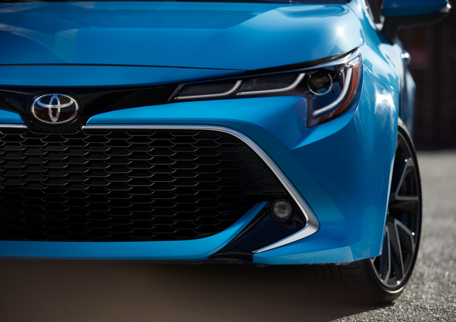 Toyota Specifications. Corolla Hatchback, Corolla Hatchback Hybrid ...