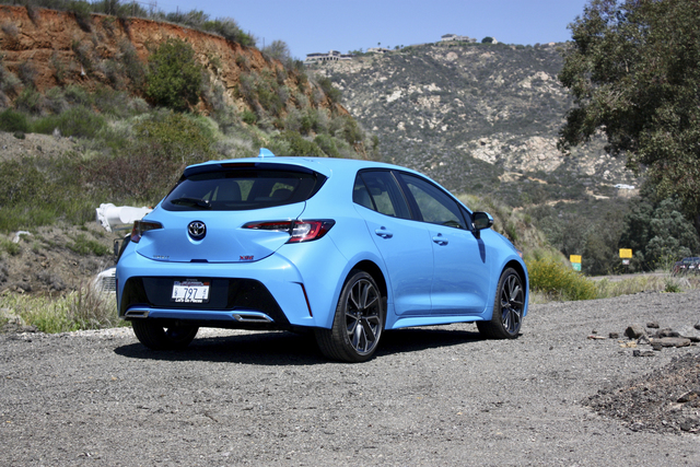 Toyota Corolla Hatchback Hybrid modern specifications
