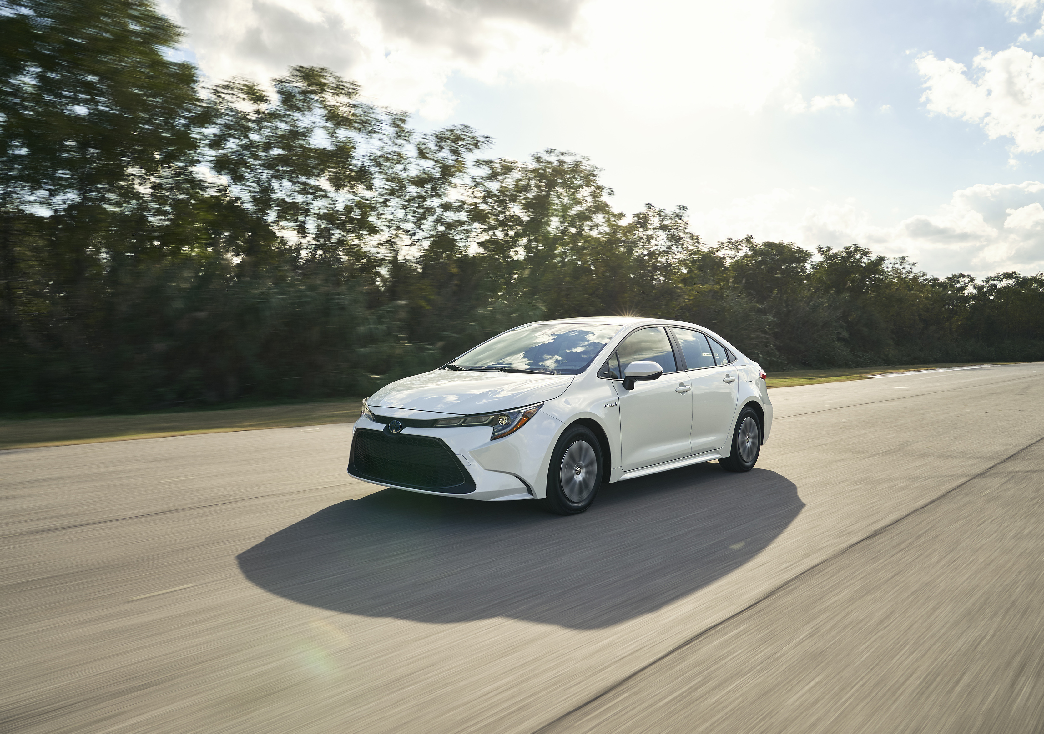 Toyota Corolla Hatchback Hybrid accessories 2019