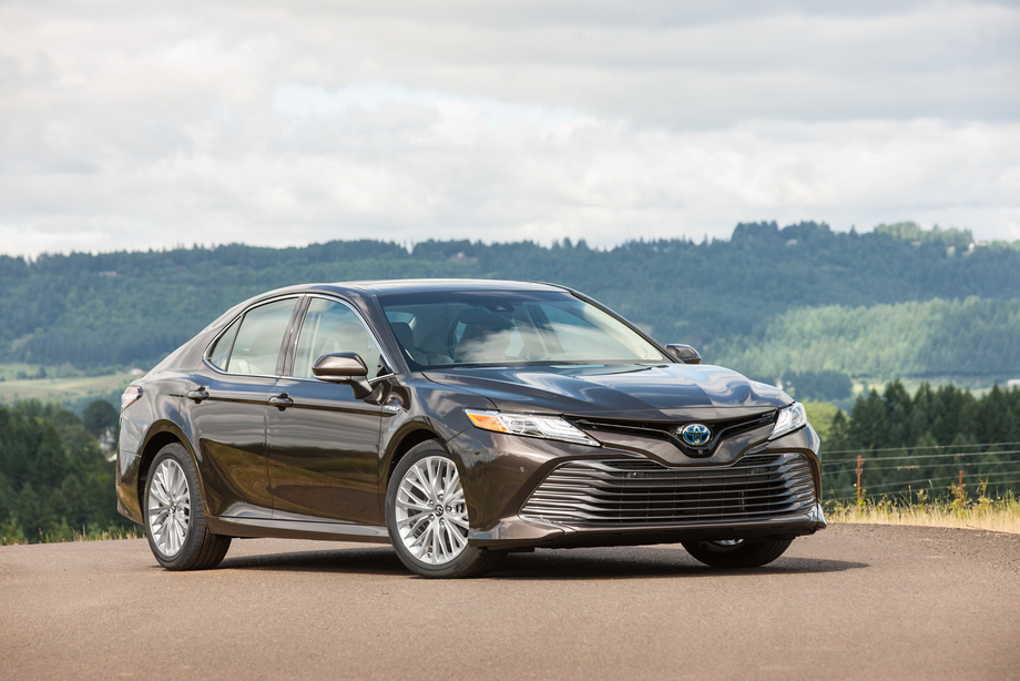 Toyota Camry Photos and Specs. Photo: Toyota Camry accessories model