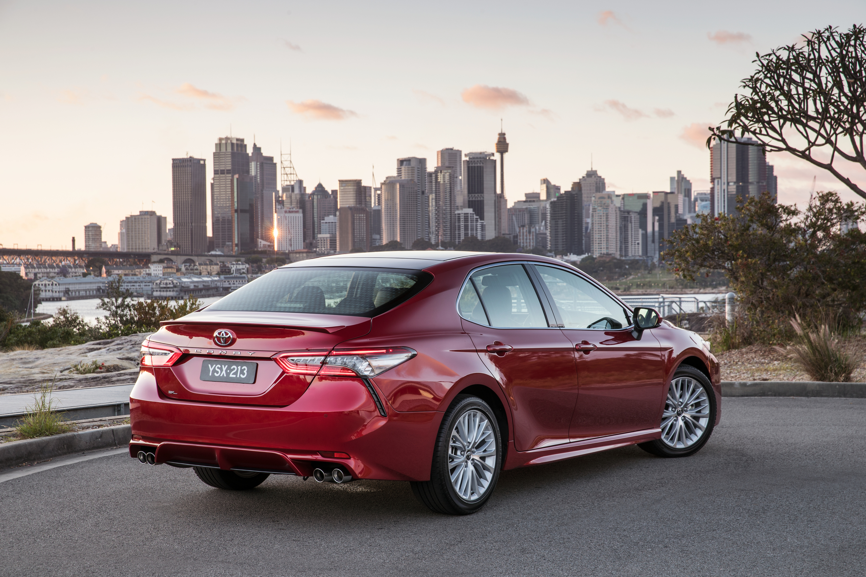 Toyota Camry interior specifications