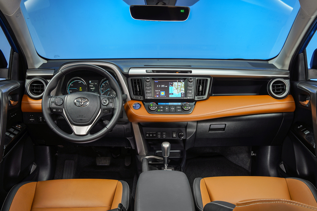 Toyota RAV4 interior restyling Toyota RAV4 interior 2018