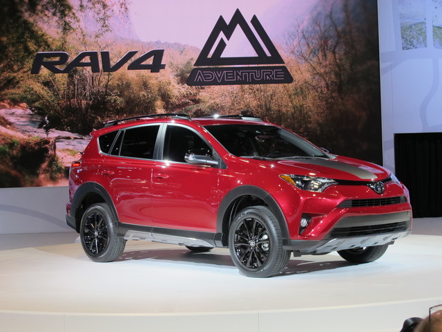 Toyota RAV4 Photos and Specs. Photo: Toyota RAV4 mod photo and 39 ...
