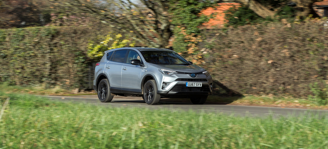 Toyota RAV4 Hybrid accessories big Toyota RAV4 Hybrid reviews big
