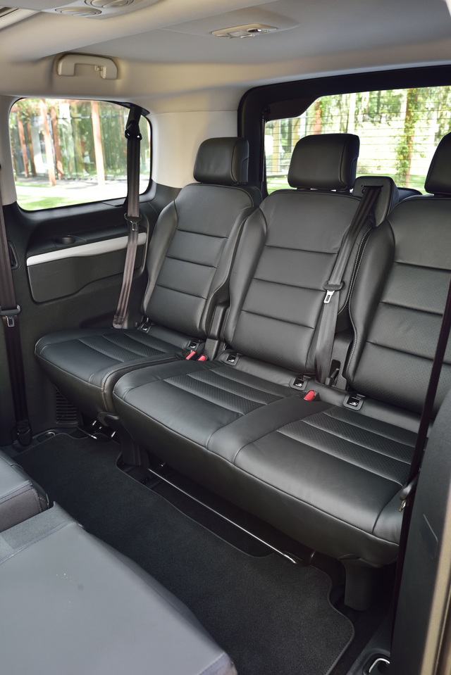 Toyota Proace reviews restyling Toyota Proace hd specifications
