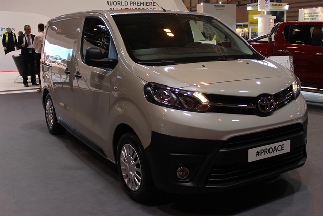 Toyota Proace modern model Toyota Proace best big