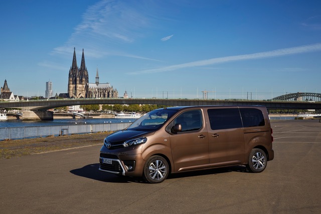 Toyota Proace Verso minivan specifications
