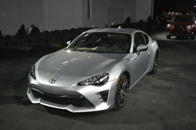 Toyota GT 86 auto show