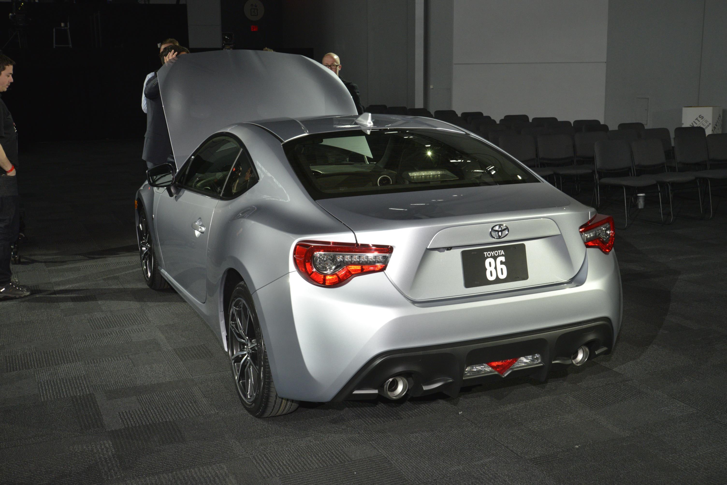 Toyota GT 86 accessories specifications
