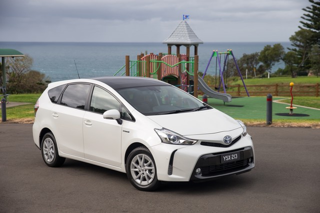Toyota Prius+ 4k 2015