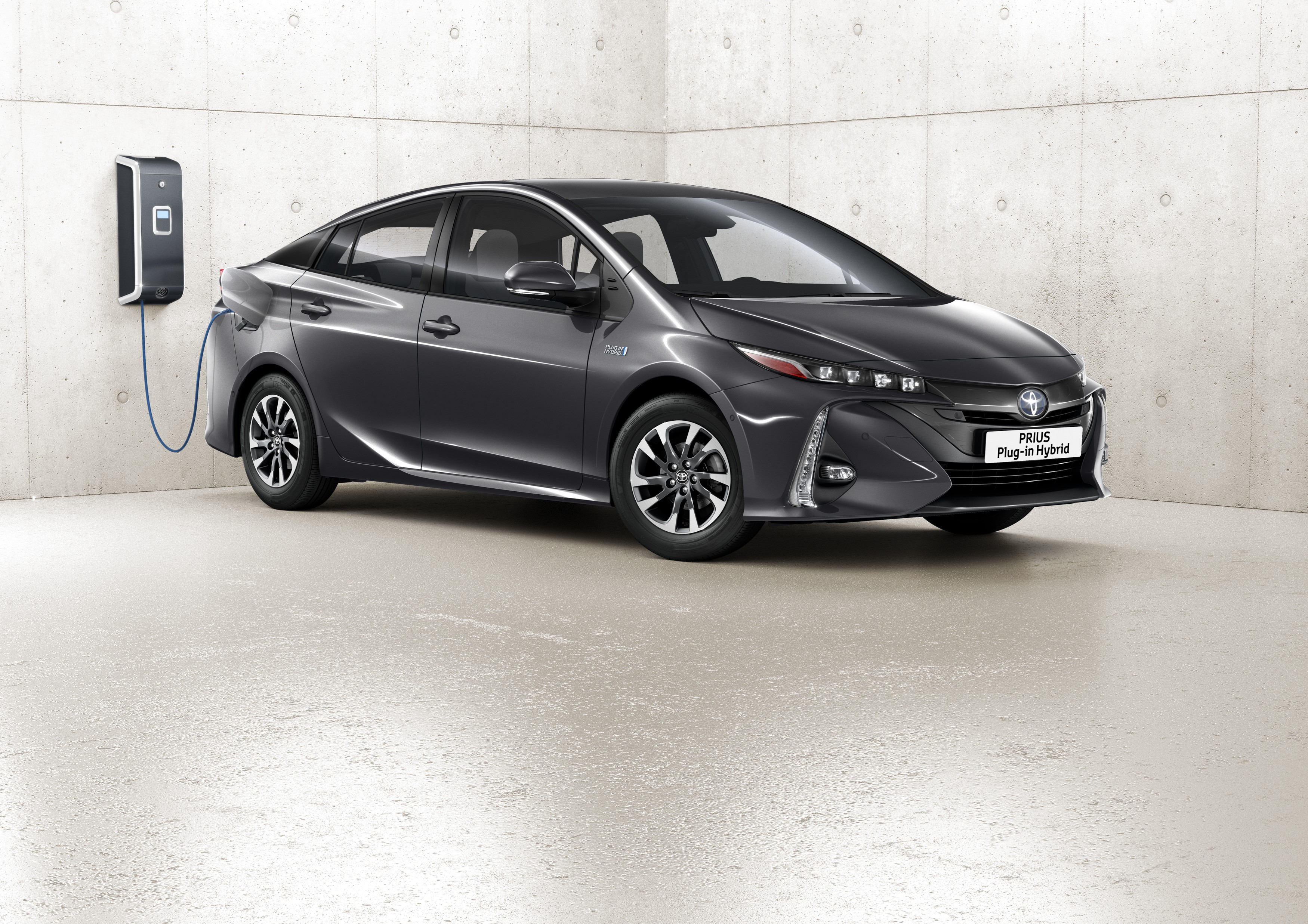 Toyota Prius Plug-in Hybrid mod specifications