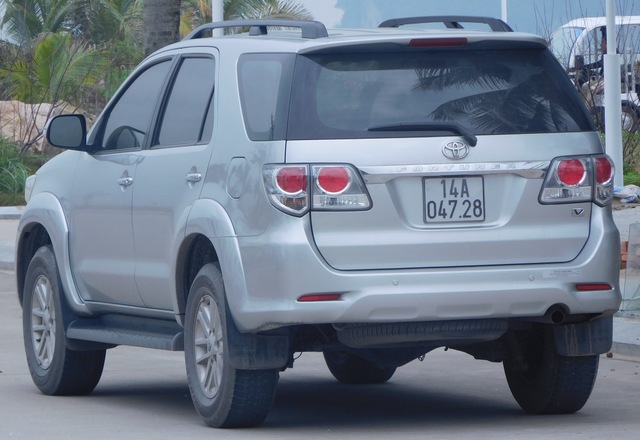 Toyota Fortuner hd photo