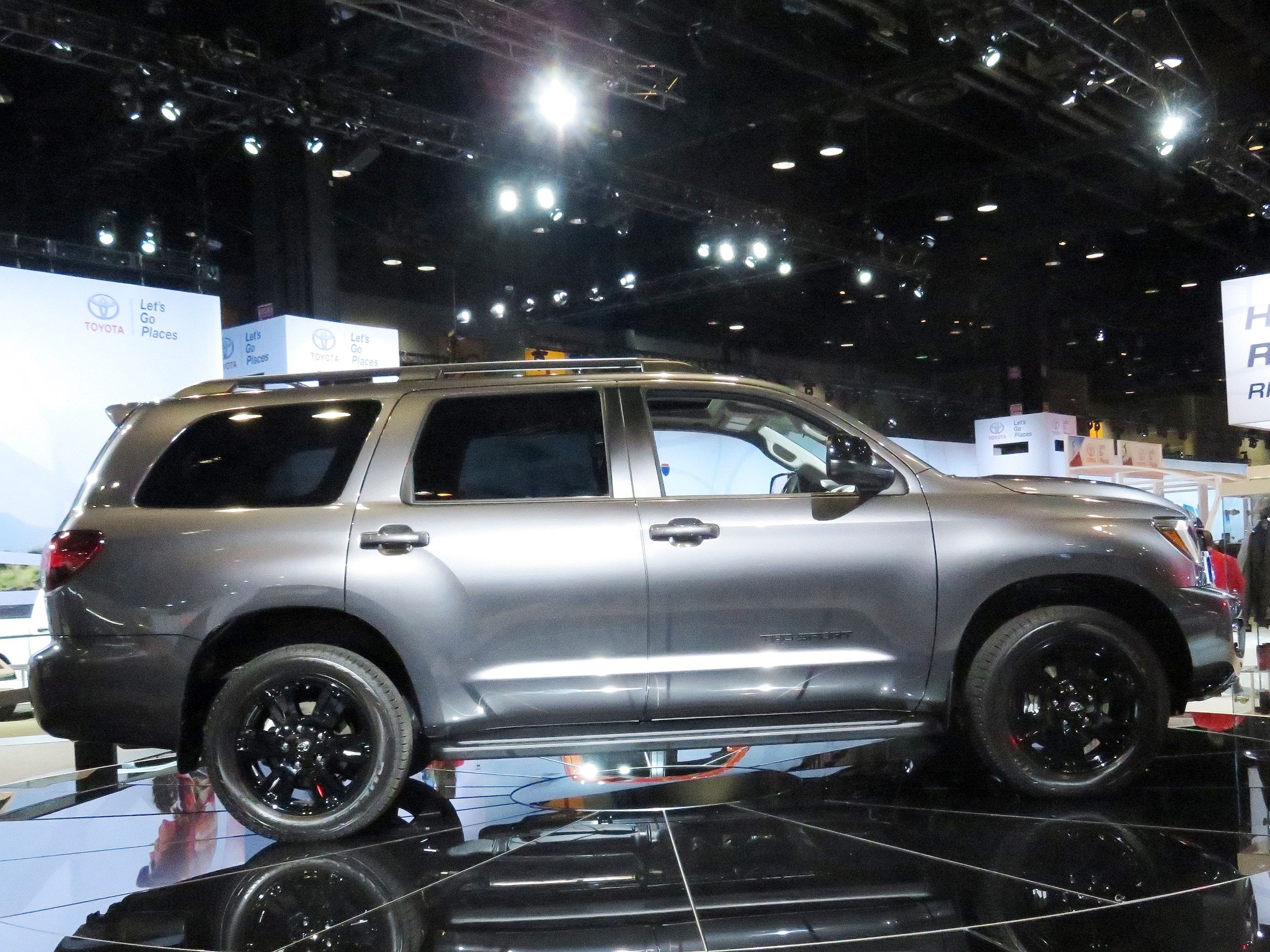 Toyota Sequoia accessories restyling
