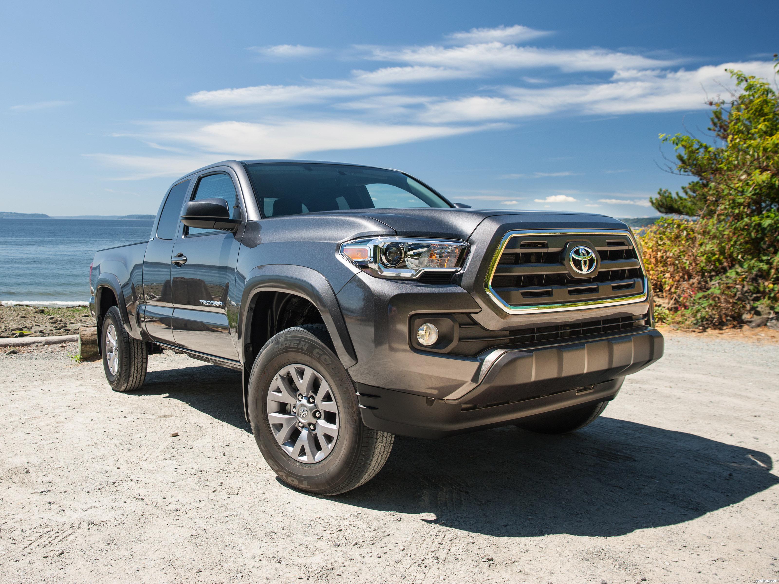 Toyota Tacoma Access Cab pickup restyling