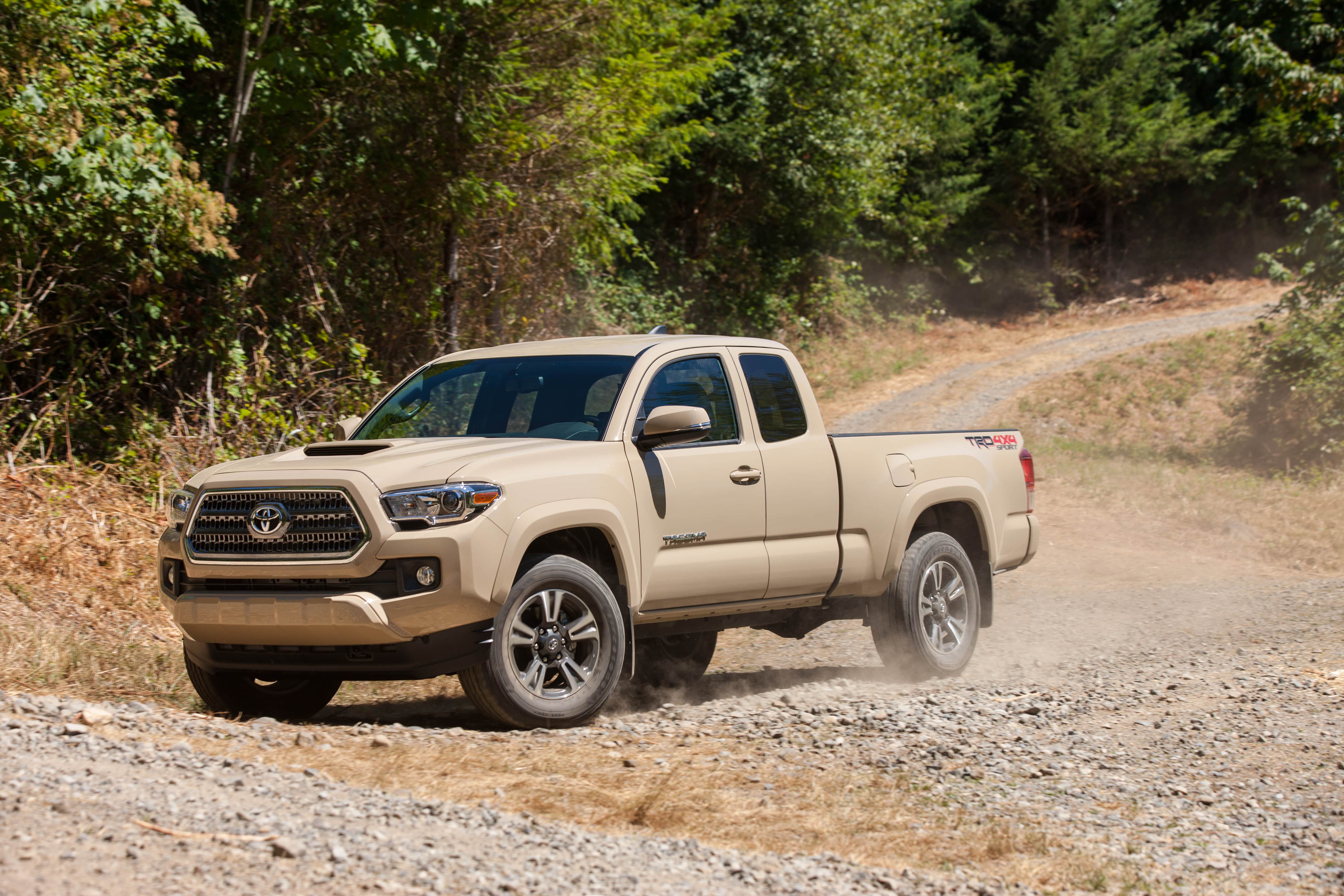 Toyota Tacoma Access Cab accessories specifications
