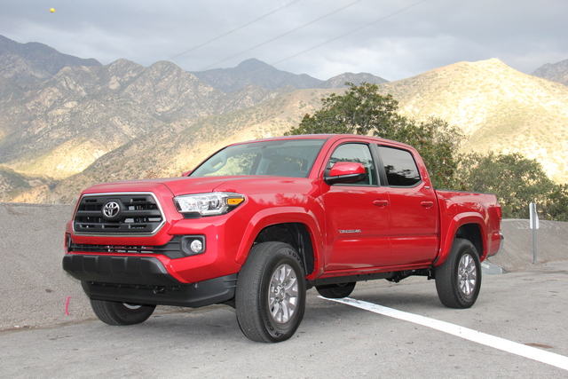 Toyota Tacoma Double Cab pickup restyling Toyota Tacoma Double Cab modern 2015