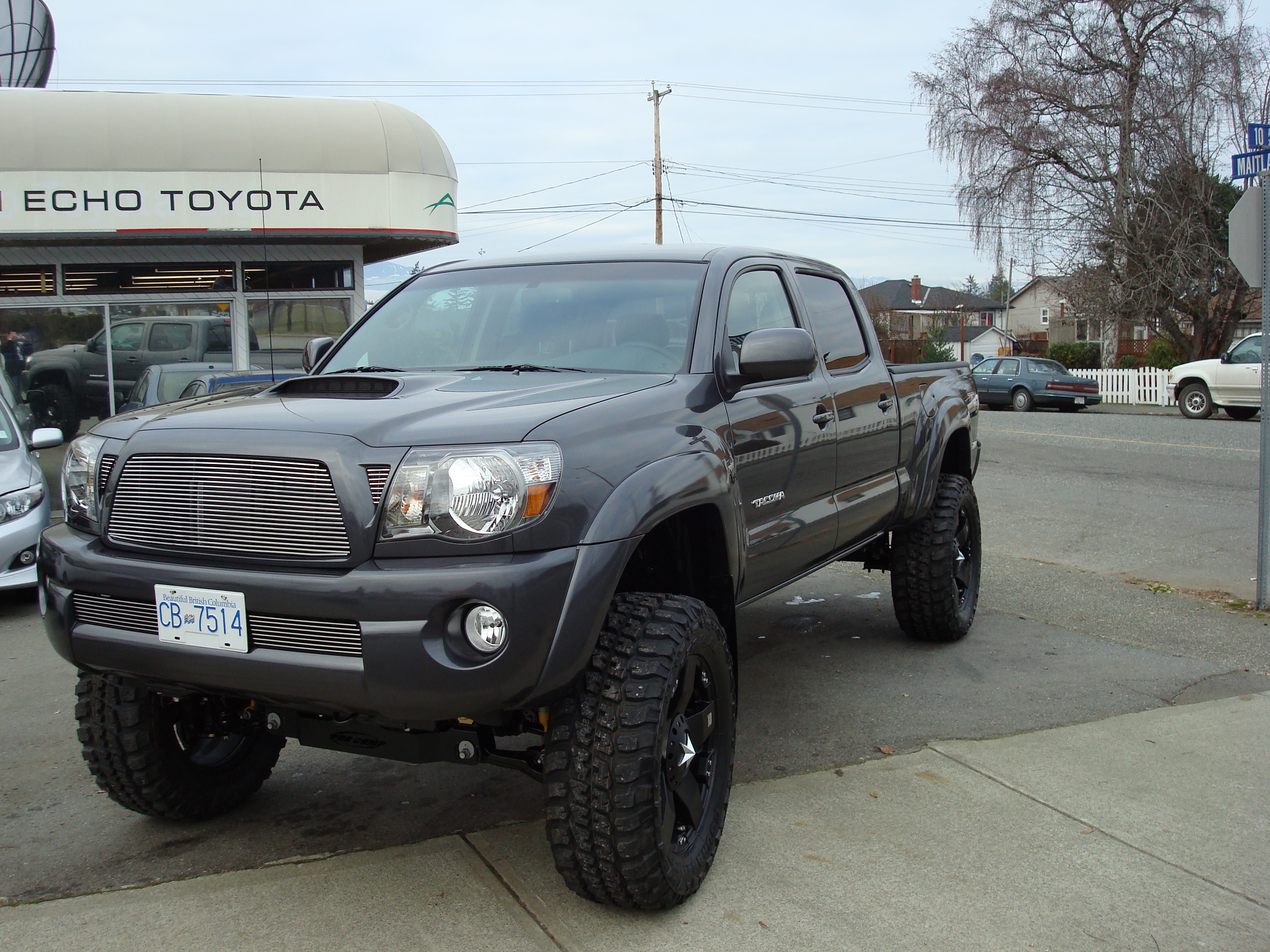 Toyota Tacoma Double Cab accessories model