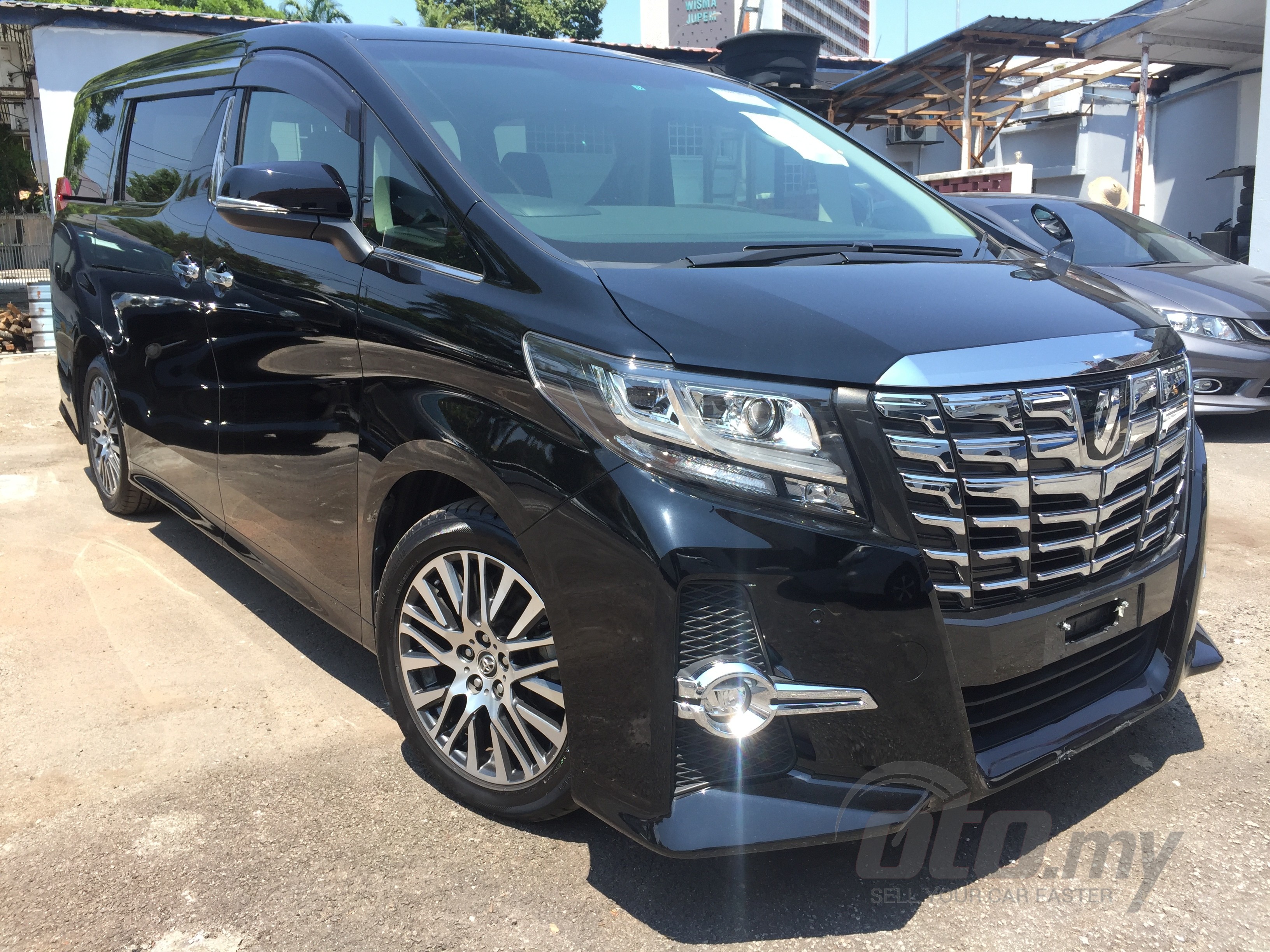 Toyota Alphard best specifications