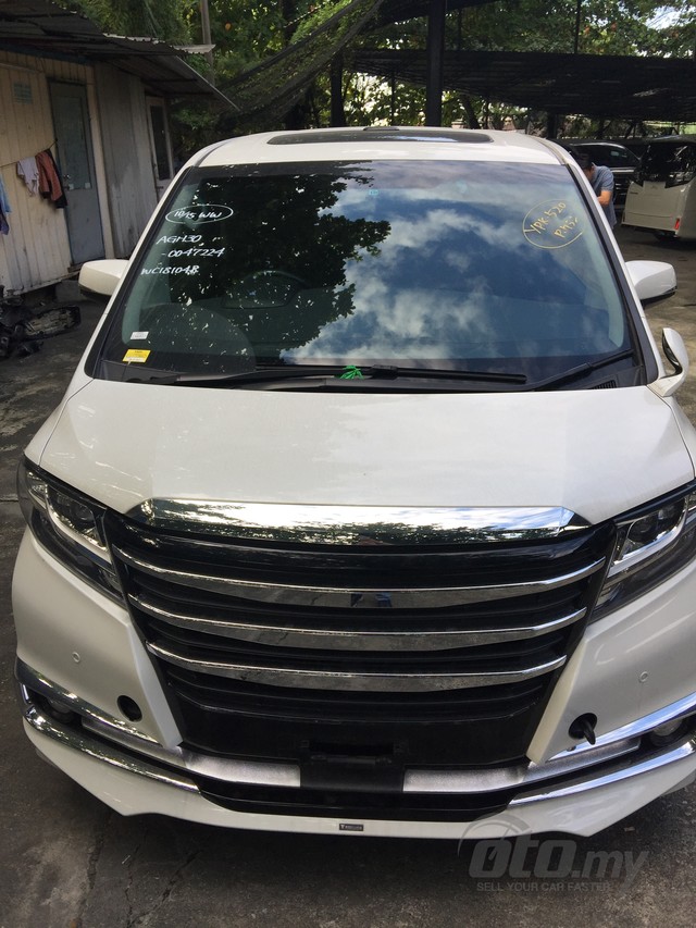 Toyota Alphard reviews model Toyota Alphard interior model
