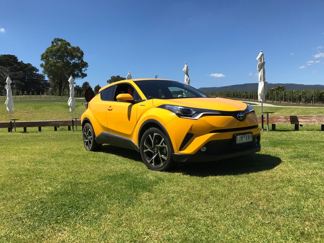 Toyota C-HR exterior model