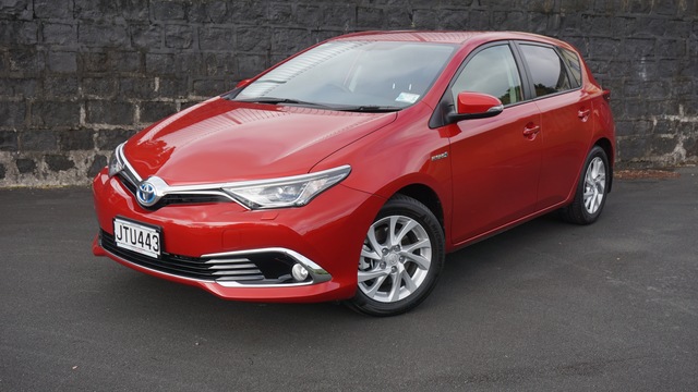 Toyota Corolla sedan restyling