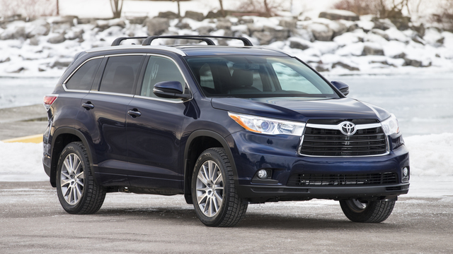 Toyota Highlander best big Toyota Highlander accessories photo