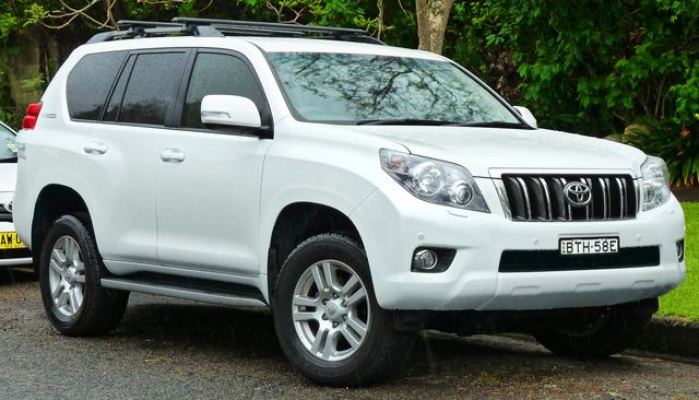 Toyota Land Cruiser Prado 150 3-door hd 2013
