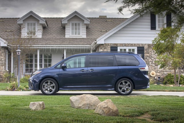 Toyota Sienna accessories big