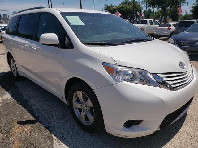 Toyota Sienna mod big