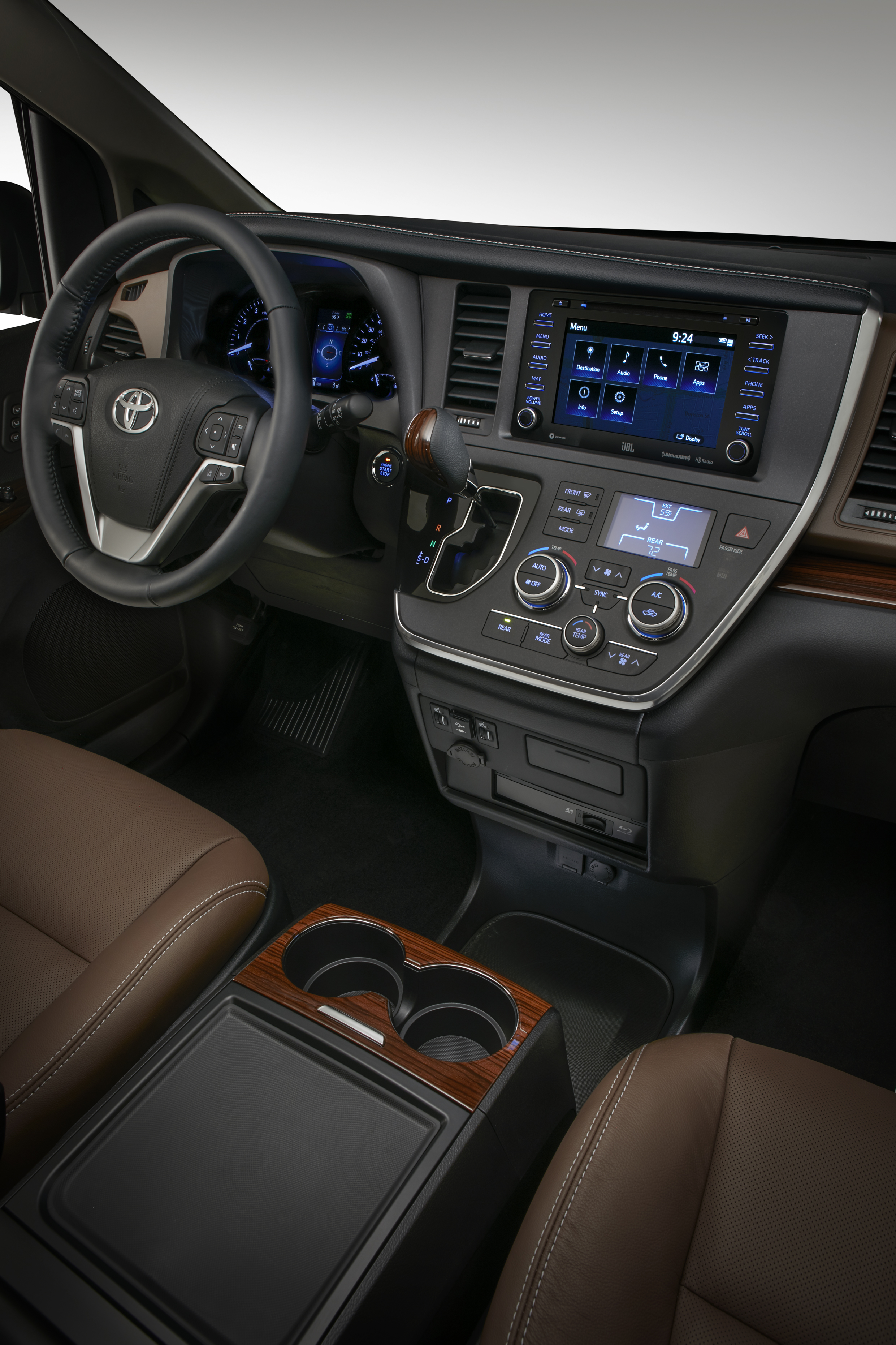 Toyota Sienna modern 2015